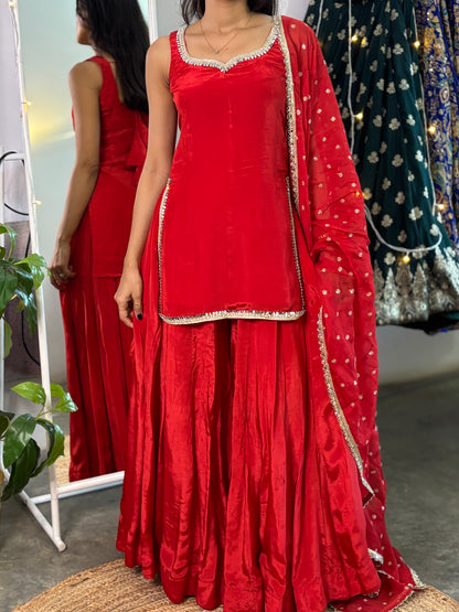 Kyra red suit set