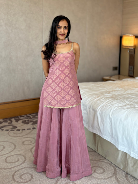 Ariyana kurta palazzo set