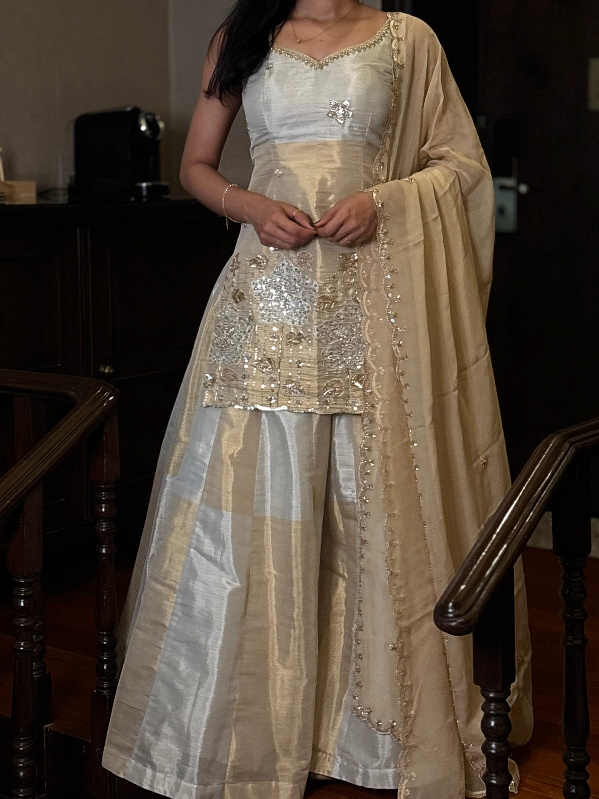 Ahanika palazzo set