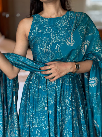 Niya printed Anarkali set