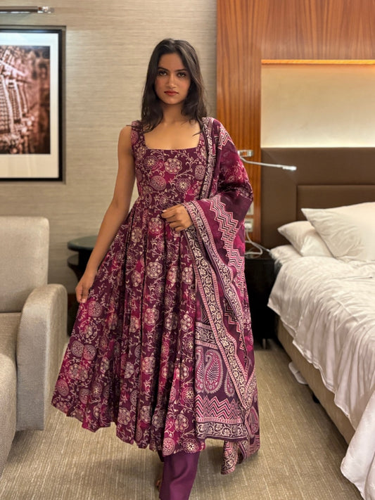 Malika Anarkali set