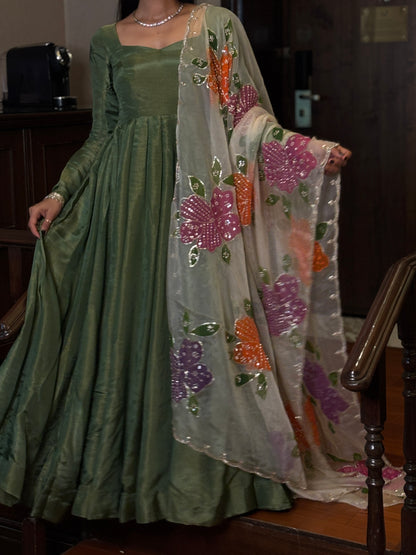 Anjali Long Anarkali Set