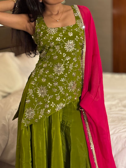 Ruhi palazzo set